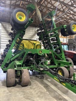 Image of John Deere N542C equipment image 4