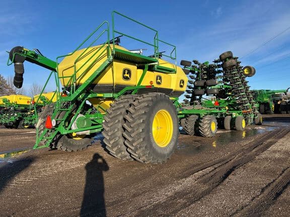 Image of John Deere N560 equipment image 4