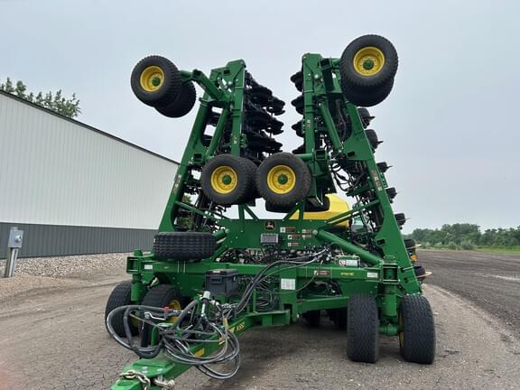 Image of John Deere N560 equipment image 4