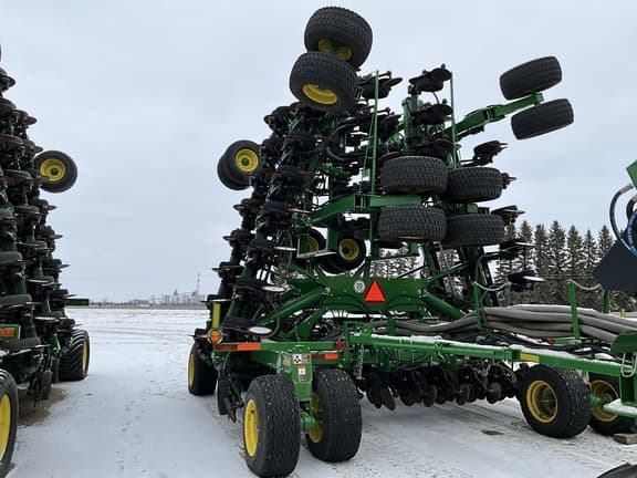 Image of John Deere N560 equipment image 4