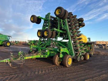 Main image John Deere N560