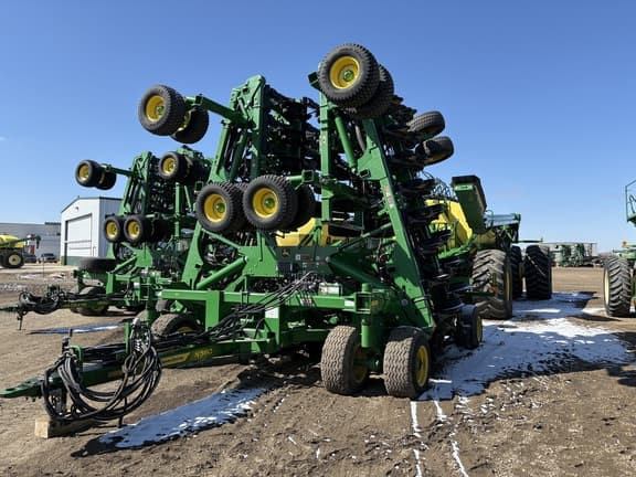 Image of John Deere N560 equipment image 1