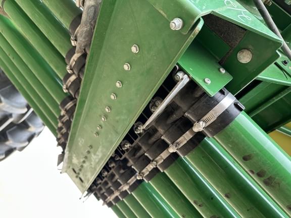 Image of John Deere N560 equipment image 2