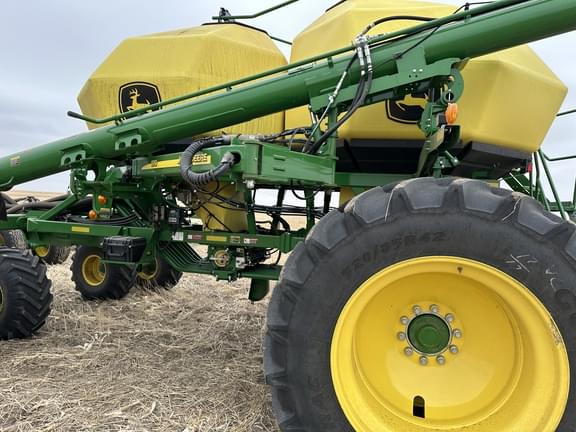 Image of John Deere N560 equipment image 3