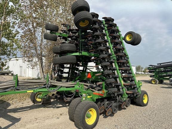 Image of John Deere N560 equipment image 2