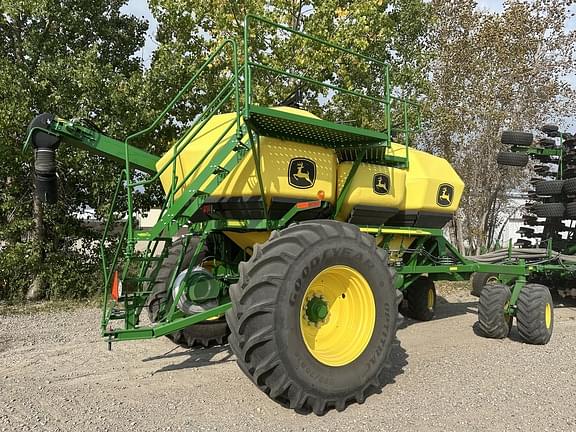 Image of John Deere N560 equipment image 3