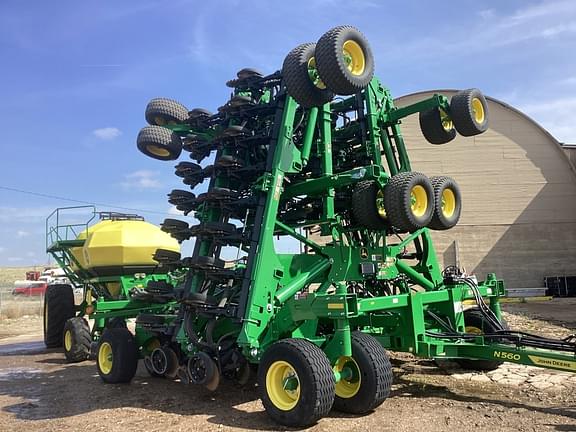 Image of John Deere N560 equipment image 1