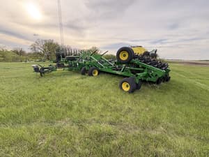 2023 John Deere N560 Image