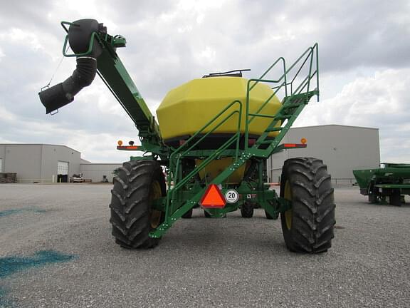 Image of John Deere N560 equipment image 3