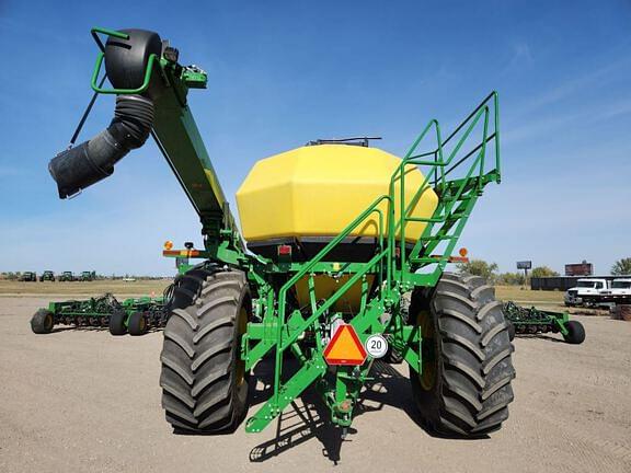 Image of John Deere N560 equipment image 3