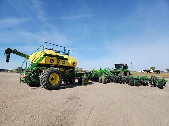 Image of John Deere N560 equipment image 4