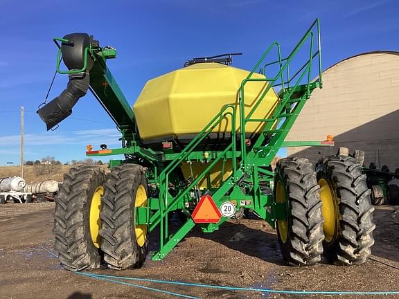 Image of John Deere N560 equipment image 4