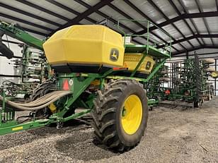 Main image John Deere N560 26