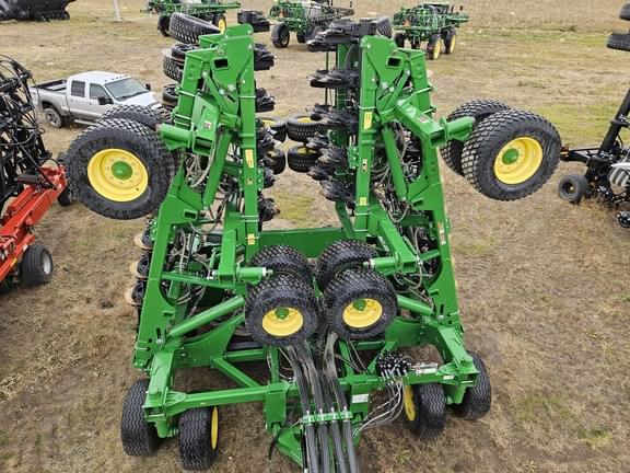 Image of John Deere N560 equipment image 3