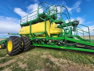 Main image John Deere N560 14