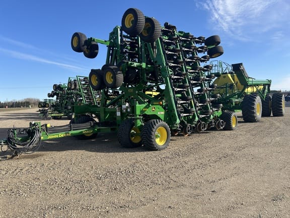 2023 John Deere N560F Equipment Image0