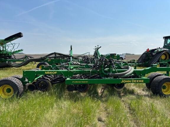 Image of John Deere N560F equipment image 1