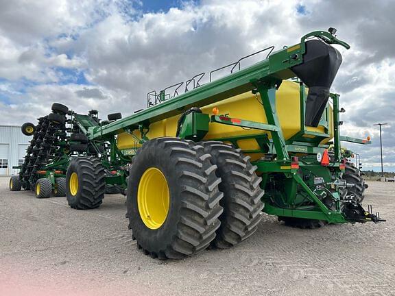 Image of John Deere N560F equipment image 2