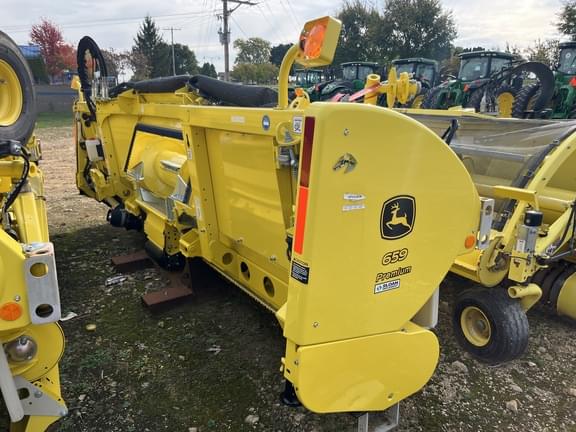 Image of John Deere 659 equipment image 1