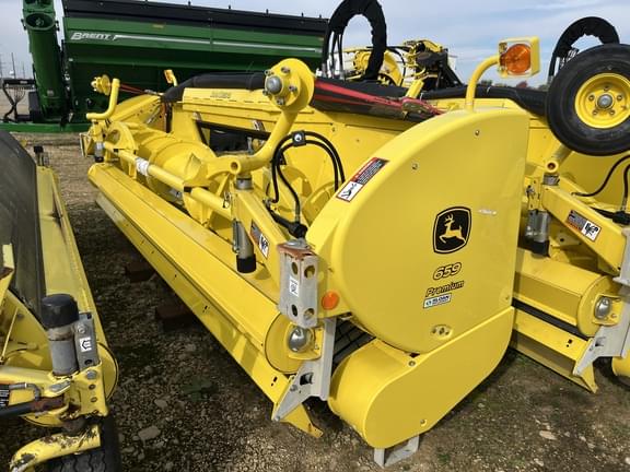 Image of John Deere 659 equipment image 2