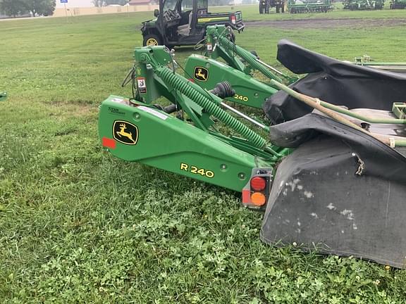Image of John Deere R240 equipment image 4