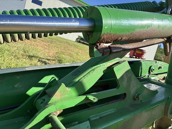 Image of John Deere R310 equipment image 1