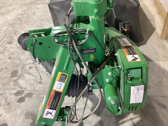 Image of John Deere R310 equipment image 3