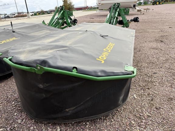 Image of John Deere R310 equipment image 3