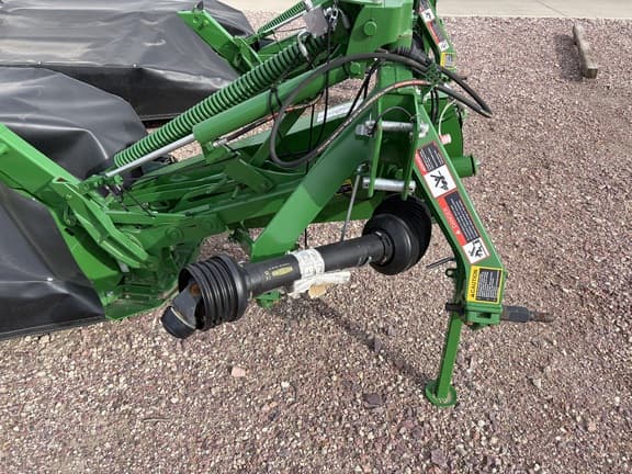 Image of John Deere R310 equipment image 1