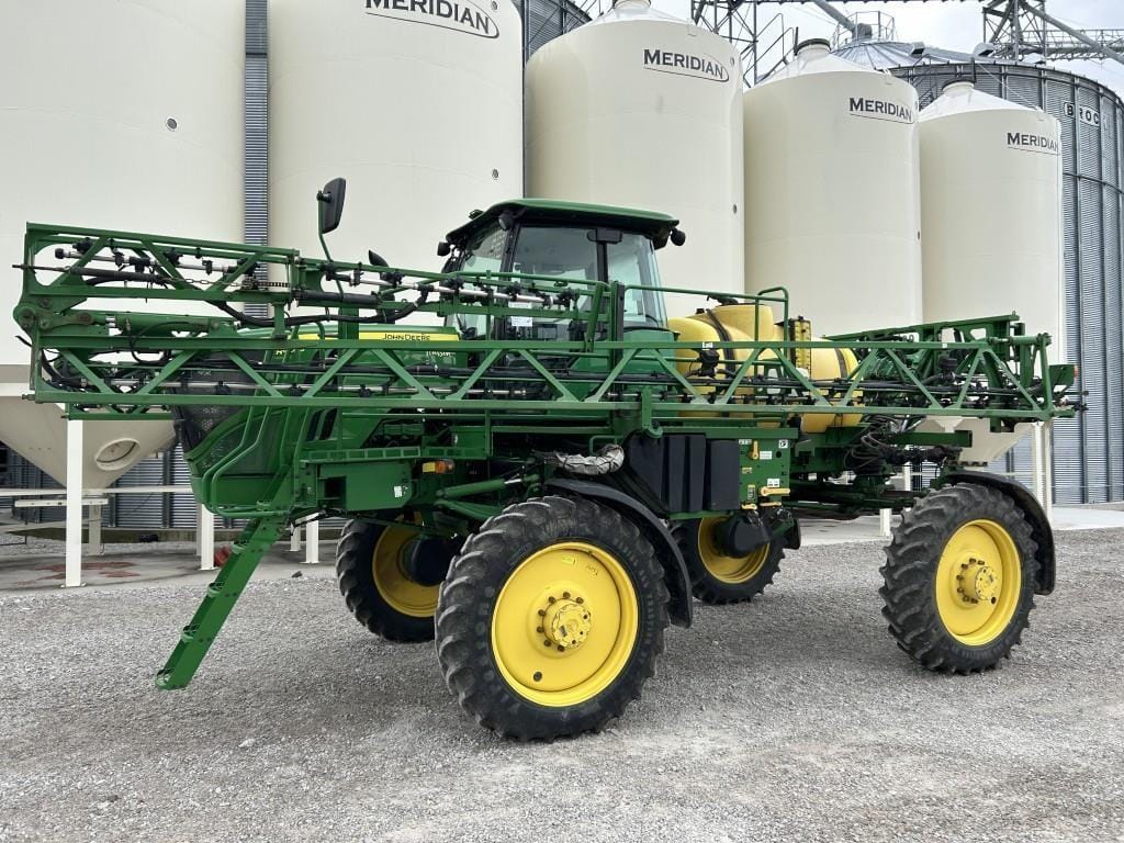 2023 John Deere R4023 Equipment Image0