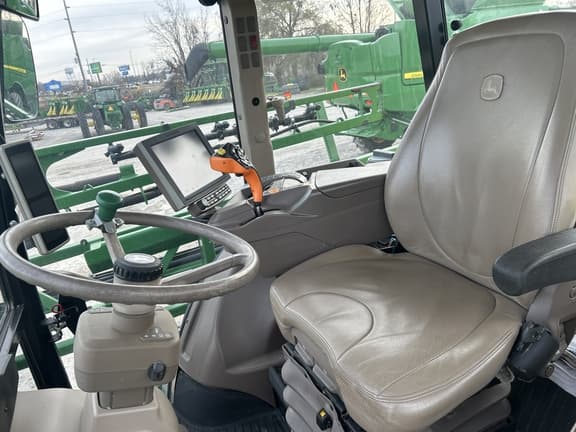 Image of John Deere R4023 equipment image 3