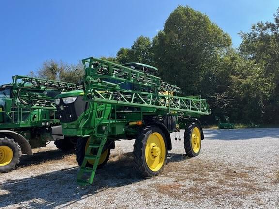 Image of John Deere R4023 equipment image 1