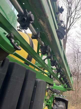 Image of John Deere R4023 equipment image 3