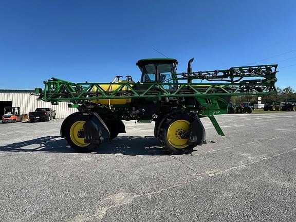 Image of John Deere R4023 equipment image 1