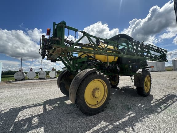 Image of John Deere R4023 equipment image 2