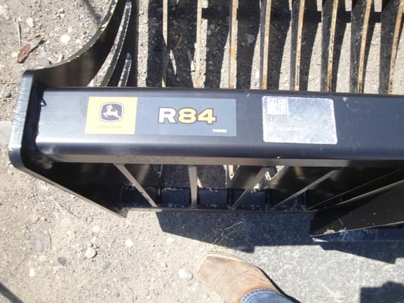 Image of John Deere R84 equipment image 4