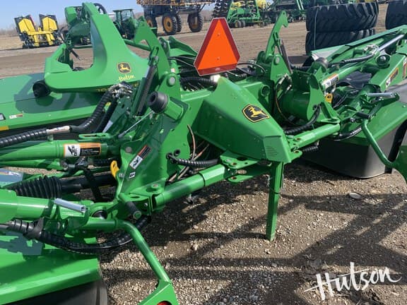 Image of John Deere R990M equipment image 3