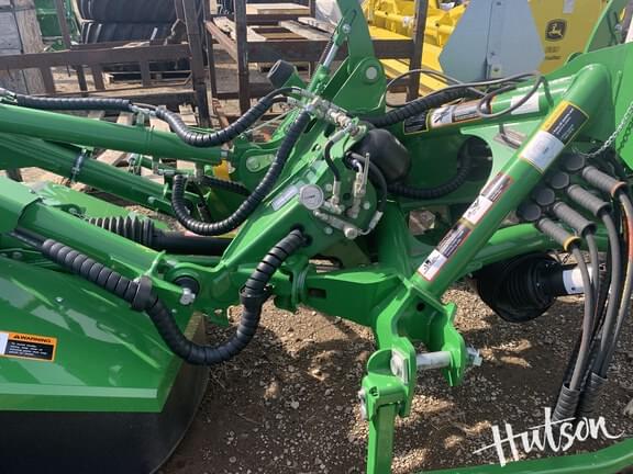 Image of John Deere R990M equipment image 4