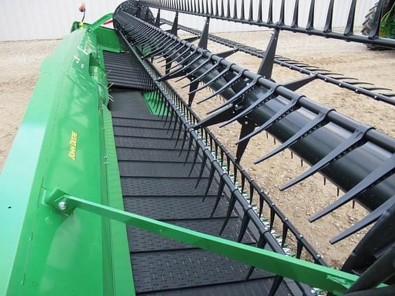 Image of John Deere RD30F equipment image 3