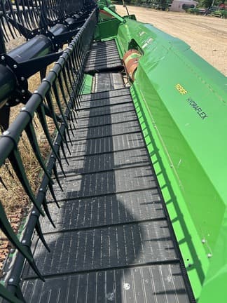 Image of John Deere RD30F equipment image 2