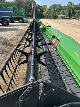 Image of John Deere RD30F equipment image 1
