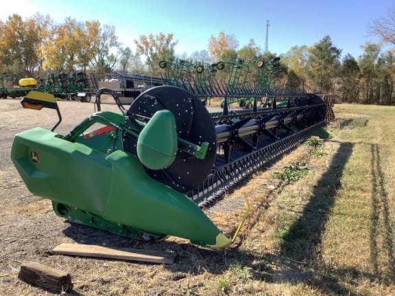 2023 John Deere RD30F Equipment Image0