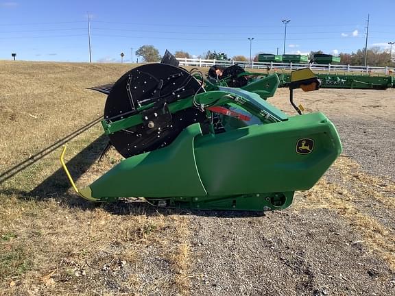 Image of John Deere RD30F equipment image 2