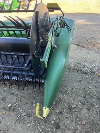 Image of John Deere RD35F equipment image 3