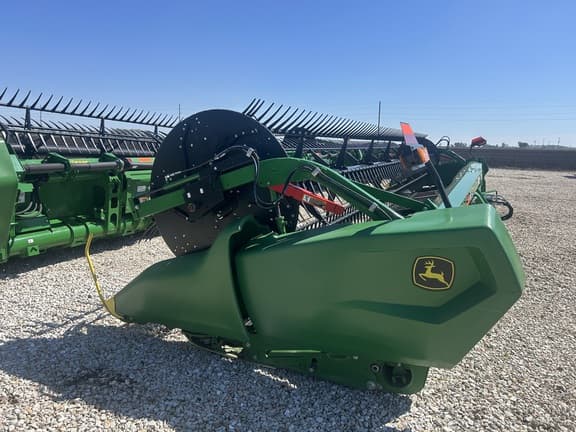 Image of John Deere RD35F equipment image 3