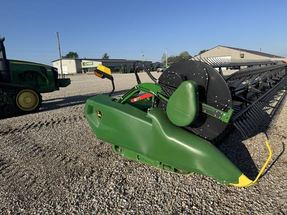 Image of John Deere RD35F equipment image 4
