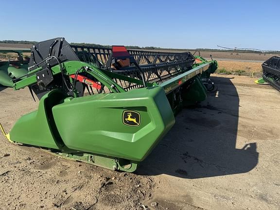 Image of John Deere RD35F equipment image 2