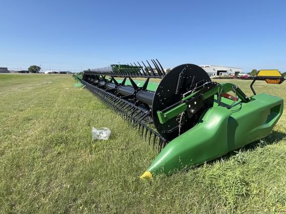 Image of John Deere RD35F equipment image 1
