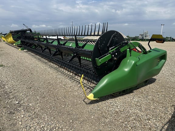2023 John Deere RD35F Equipment Image0