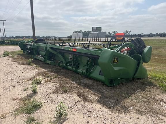 Image of John Deere RD35F equipment image 3